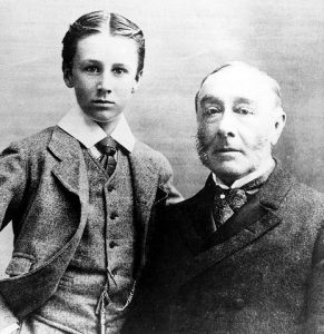 465px-franklin_delano_roosevelt_with_father_james_roosevelt_in_1895