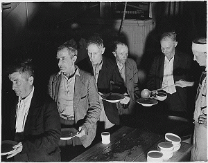 (Picture from the Franklin D. Roosevelt Library, courtesy of the National Archives and Records Administration.)