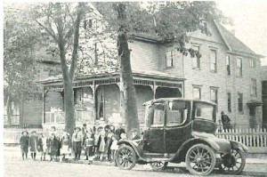 Baden - children and car