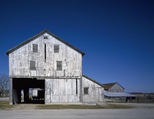 'Pass-through barn' in Iowa's Amana colonies